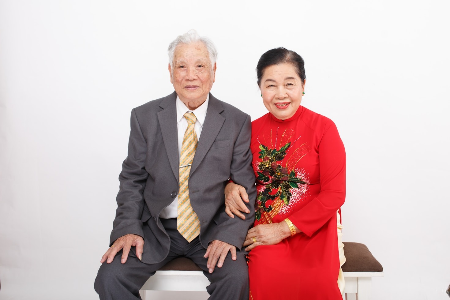 Navigating Online Dating as a Mature Adult